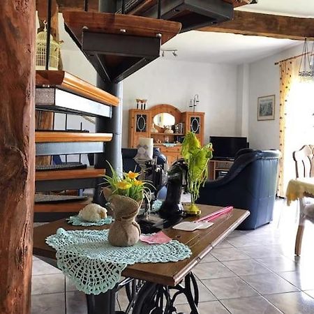 Obergeschosswohnung Mit Ausblick 멕헤르니흐 외부 사진